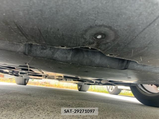 Toyota C-HR 2019-02 8883408-3