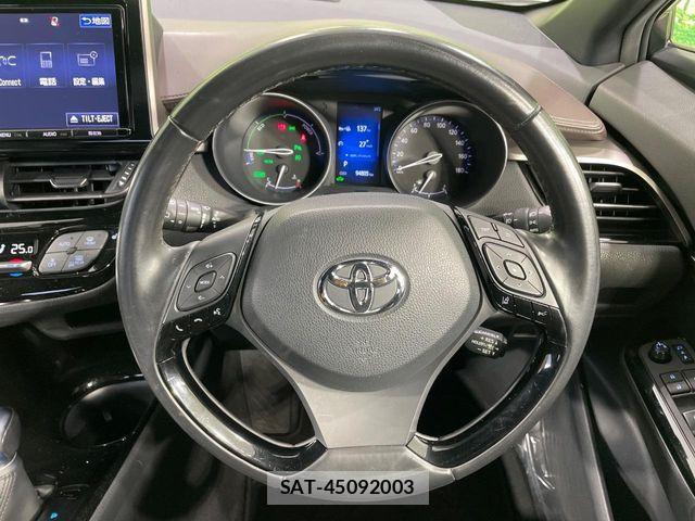 Toyota C-HR 2018-08 8883406-10