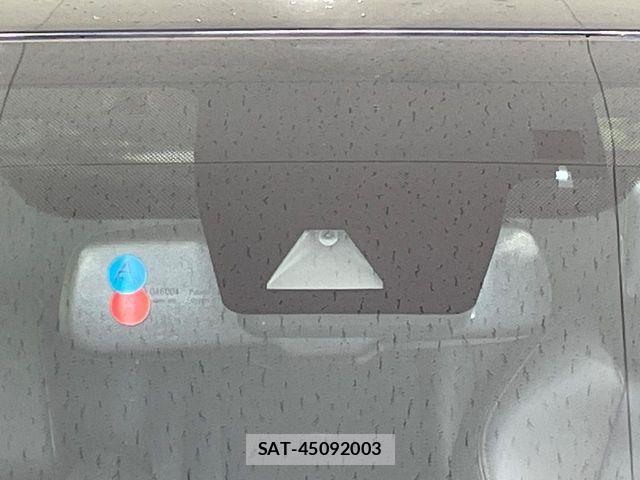 Toyota C-HR 2018-08 8883406-2