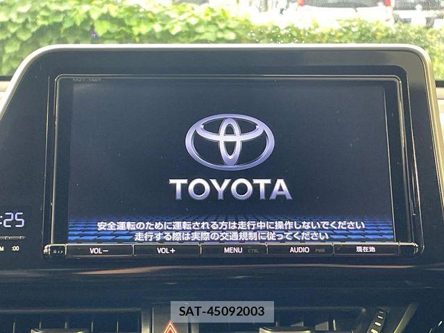Toyota C-HR 2018-08 8883406-3