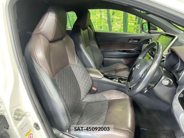 Toyota C-HR 2018-08 8883406-7