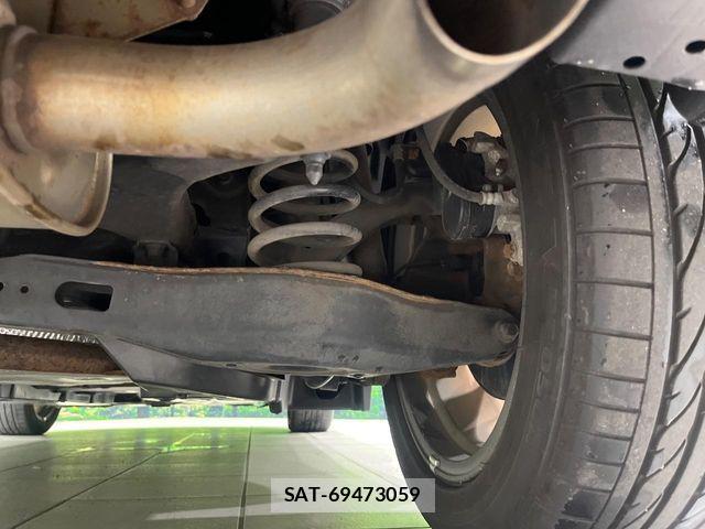 Toyota C-HR 2021-10 8883404-19