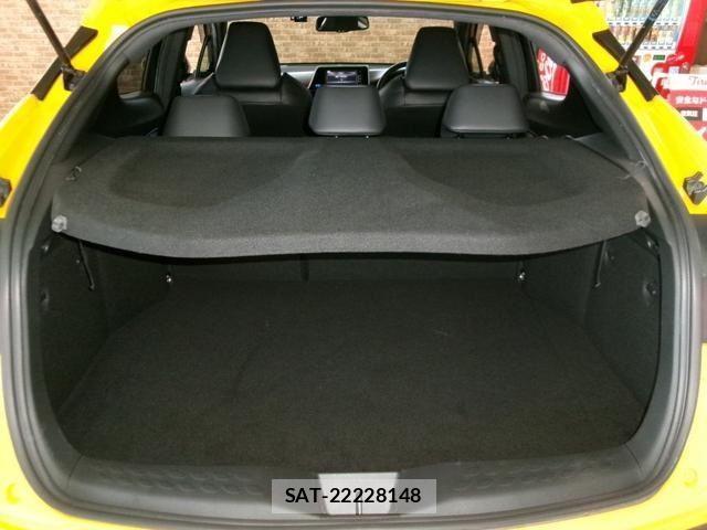 Toyota C-HR 2017-01 1188939-11