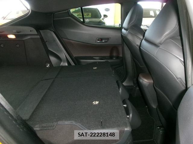 Toyota C-HR 2017-01 1188939-13