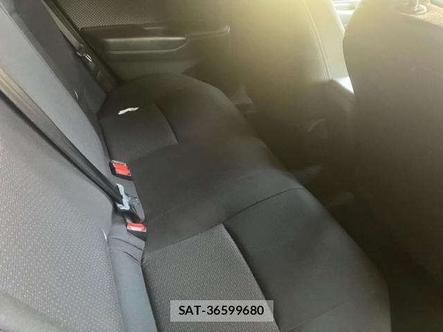 Toyota C-HR 2017-09 6611031-9