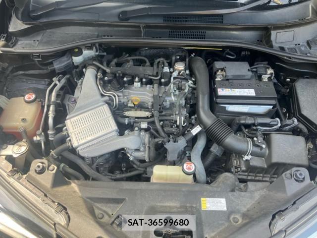 Toyota C-HR 2017-09 6611031-14