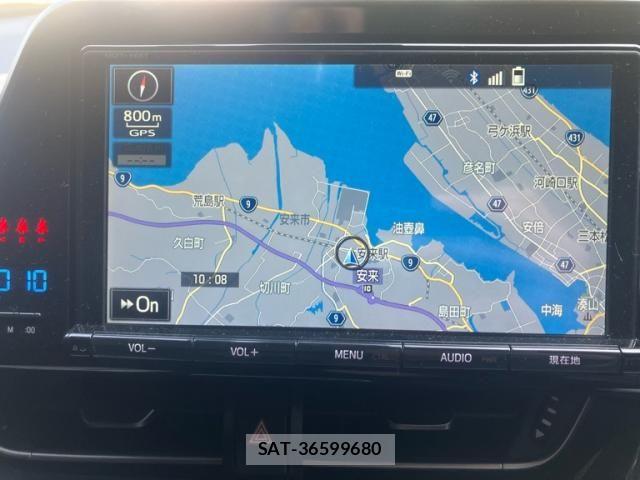 Toyota C-HR 2017-09 6611031-18
