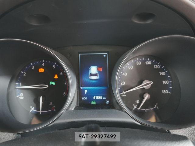 Toyota C-HR 2017-06 6641347-13