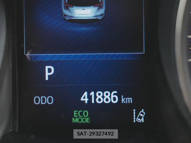 Toyota C-HR 2017-06 6641347-14