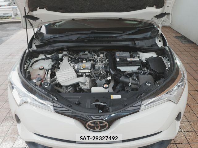 Toyota C-HR 2017-06 6641347-28