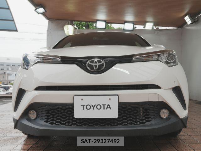 Toyota C-HR 2017-06 6641347-8