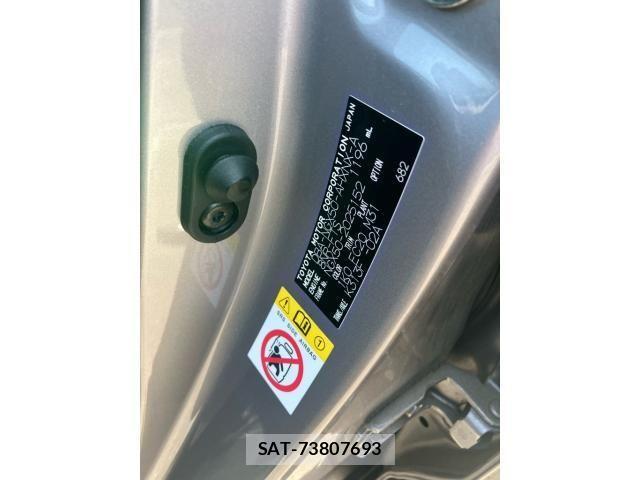 Toyota C-HR 2018-02 6903226-10
