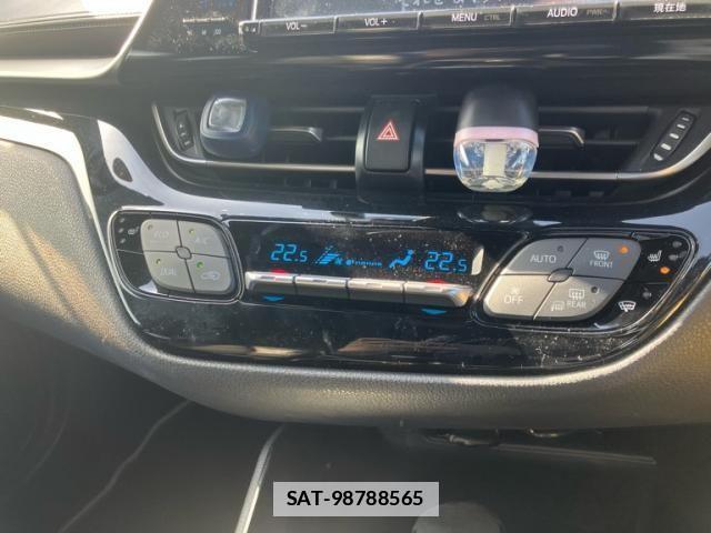 Toyota C-HR 2018-03 6903230-21