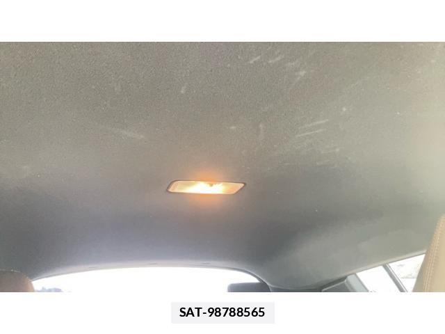 Toyota C-HR 2018-03 6903230-22