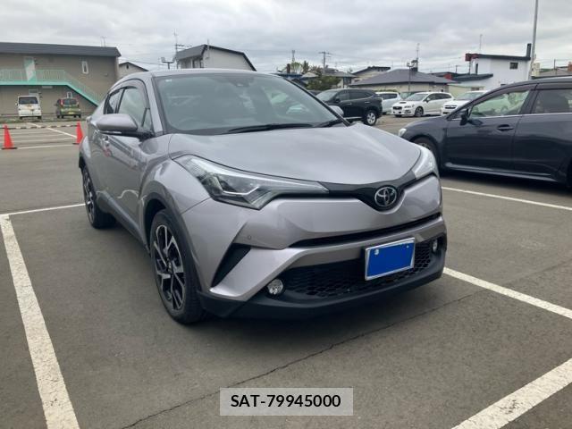 Toyota C-HR 2017-04 6992132-0