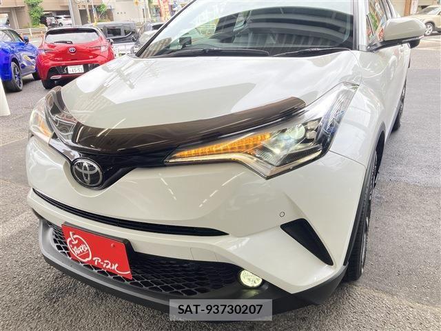 Toyota C-HR 2017-06 7057896-17