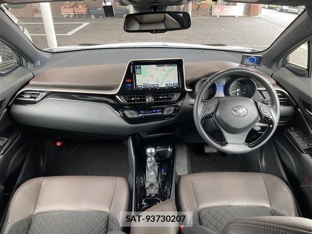 Toyota C-HR 2017-06 7057896-4