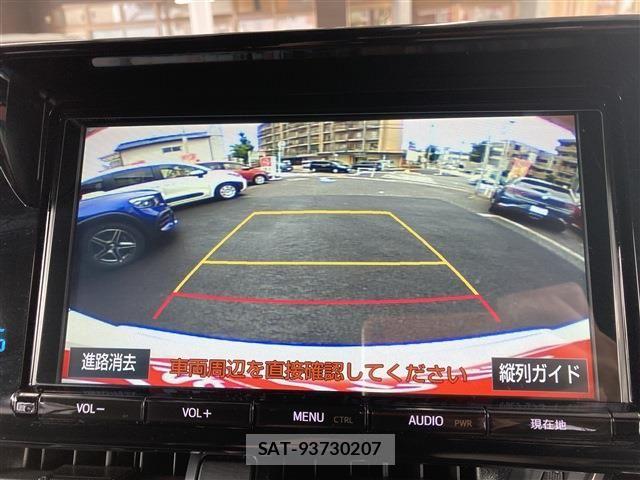 Toyota C-HR 2017-06 7057896-7