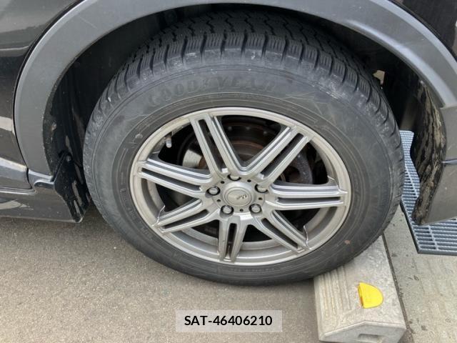 Toyota C-HR 2017-06 7216067-9