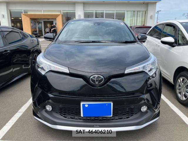 Toyota C-HR 2017-06 7216067-3