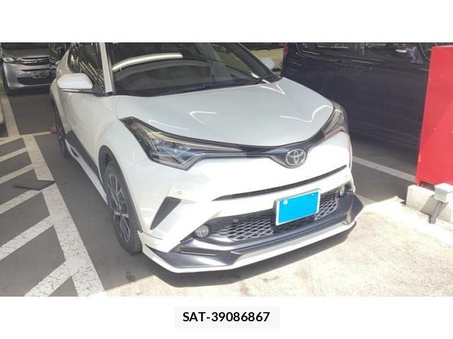 Toyota C-HR 2017-06 7216064-0