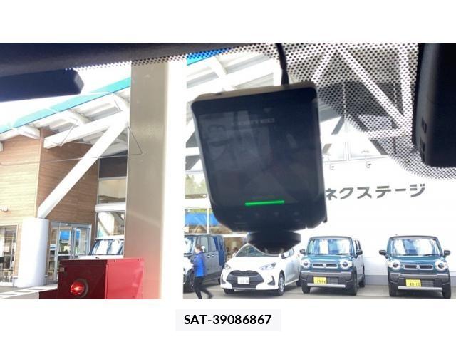 Toyota C-HR 2017-06 7216064-9