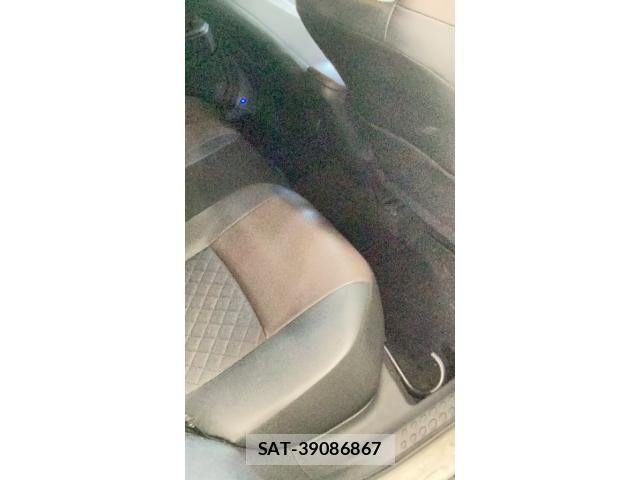 Toyota C-HR 2017-06 7216064-12