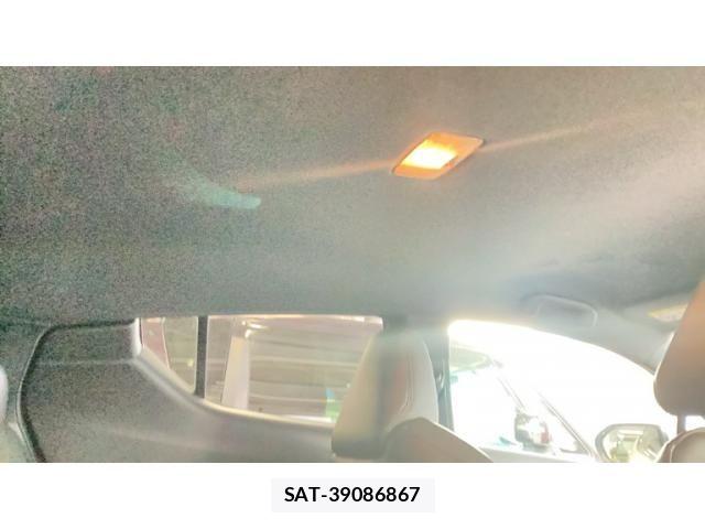 Toyota C-HR 2017-06 7216064-14