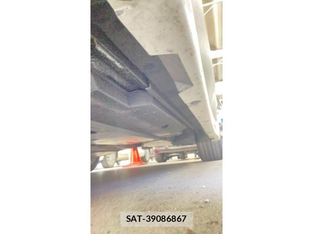 Toyota C-HR 2017-06 7216064-21