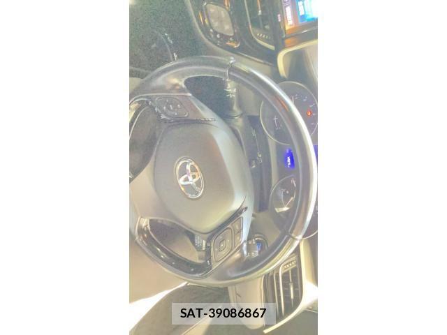 Toyota C-HR 2017-06 7216064-5