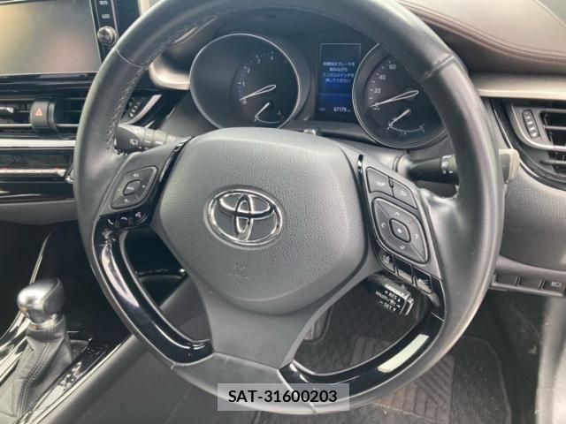 Toyota C-HR 2017-06 7357150-19