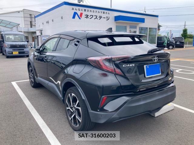 Toyota C-HR 2017-06 7357150-3