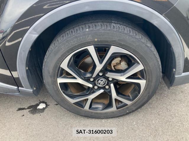 Toyota C-HR 2017-06 7357150-5