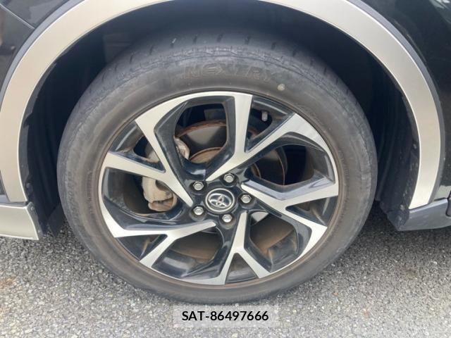 Toyota C-HR 2018-04 7453454-9