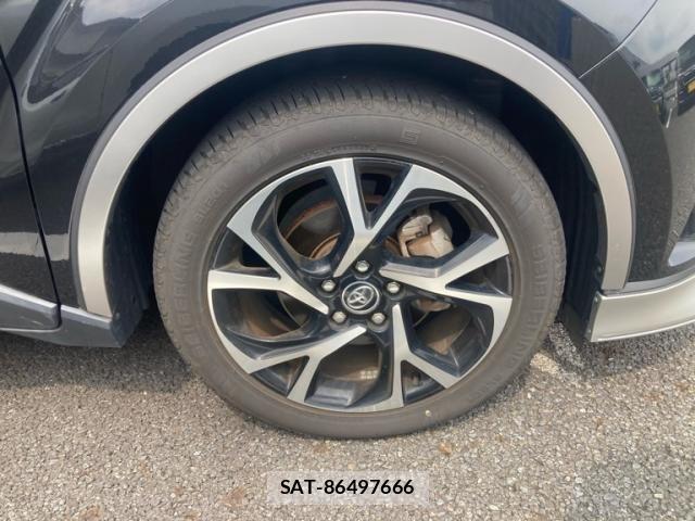 Toyota C-HR 2018-04 7453454-6