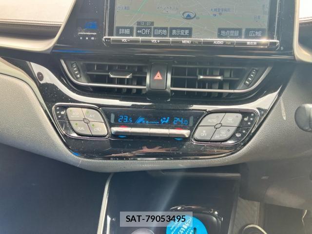 Toyota C-HR 2017-01 7499896-18