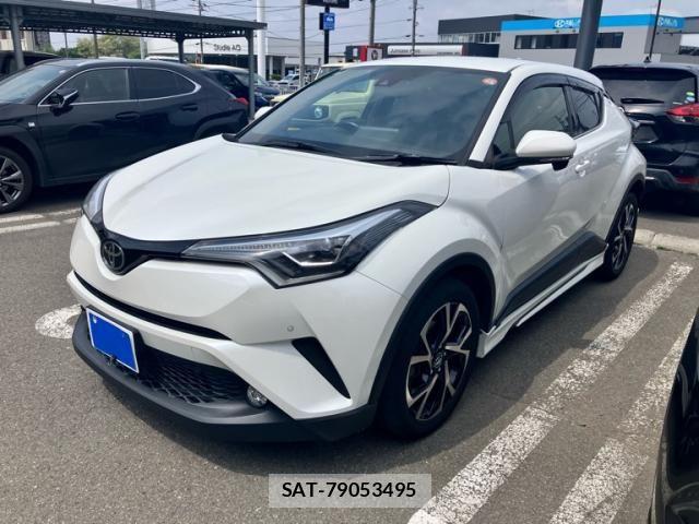 Toyota C-HR 2017-01 7499896-1