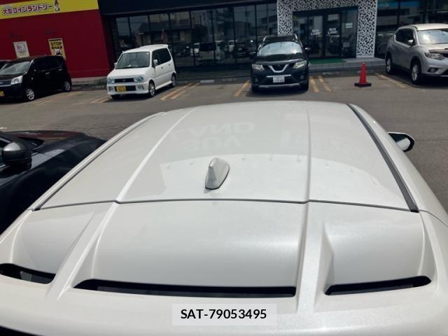 Toyota C-HR 2017-01 7499896-23