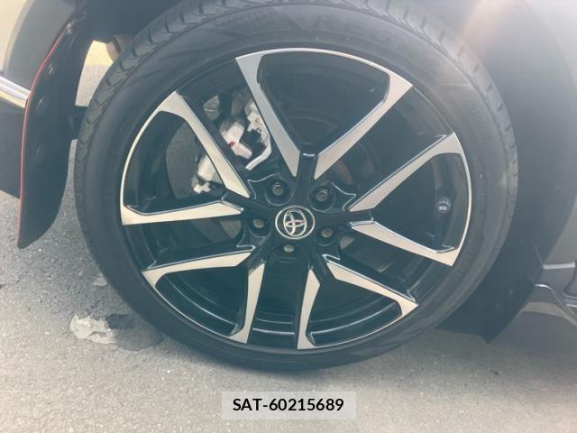 Toyota C-HR 2021-05 7561940-11