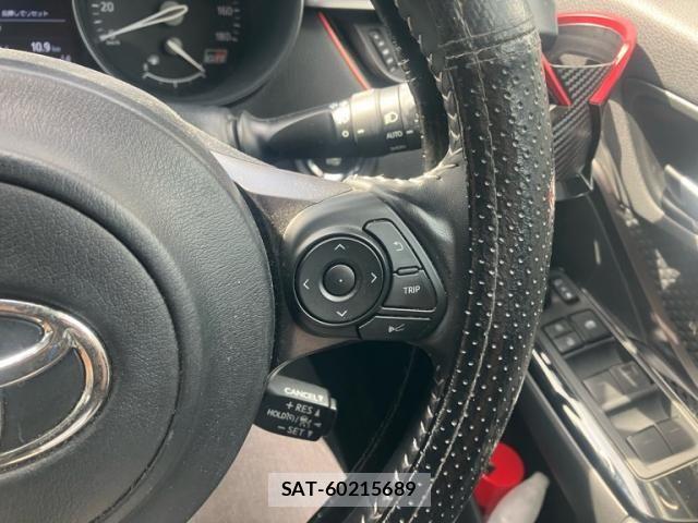 Toyota C-HR 2021-05 7561940-14