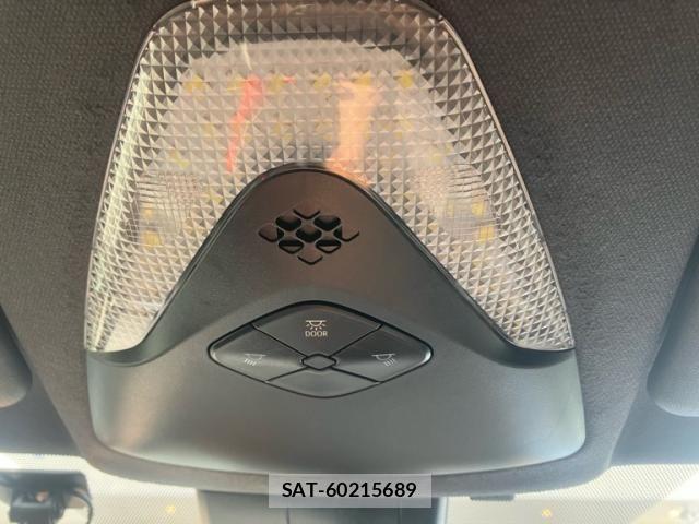 Toyota C-HR 2021-05 7561940-18