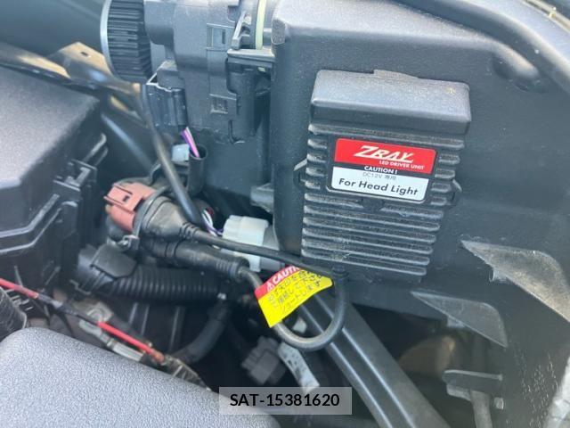 Toyota C-HR 2017-06 7615504-20