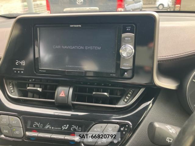 Toyota C-HR 2018-07 7615506-9