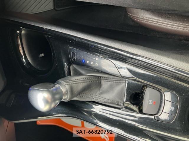 Toyota C-HR 2018-07 7615506-17