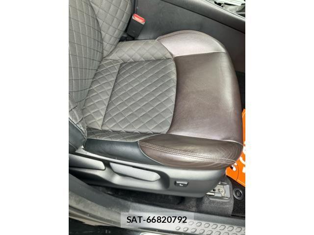 Toyota C-HR 2018-07 7615506-20