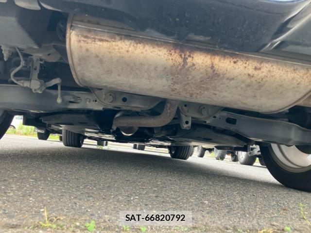 Toyota C-HR 2018-07 7615506-5