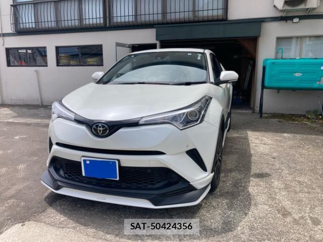 Toyota C-HR 2017-06 7615505-0