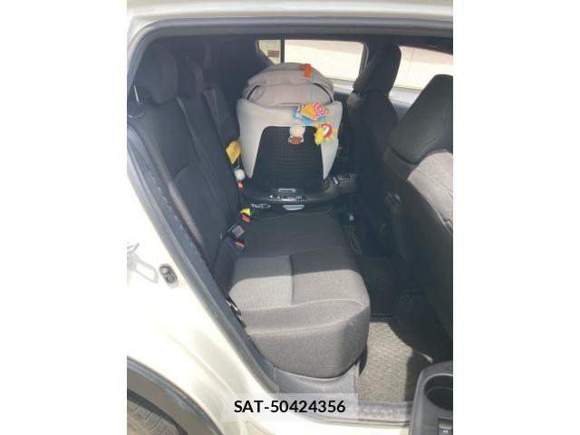 Toyota C-HR 2017-06 7615505-14