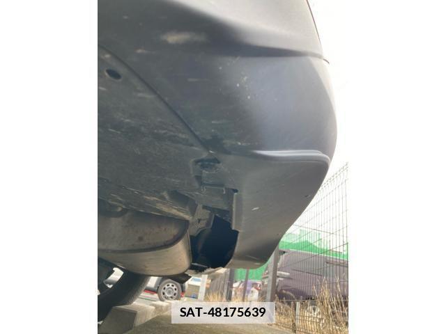 Toyota C-HR 2017-03 7783451-9