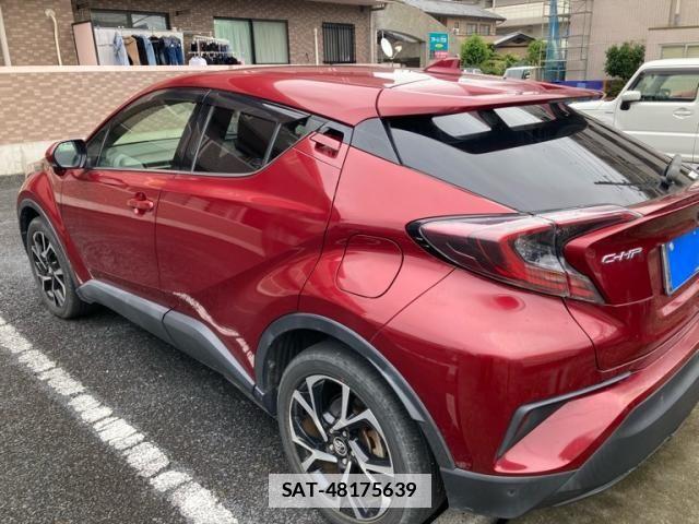 Toyota C-HR 2017-03 7783451-7